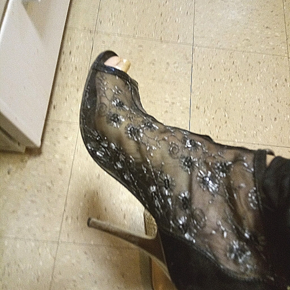 Meet your Posher, Julie